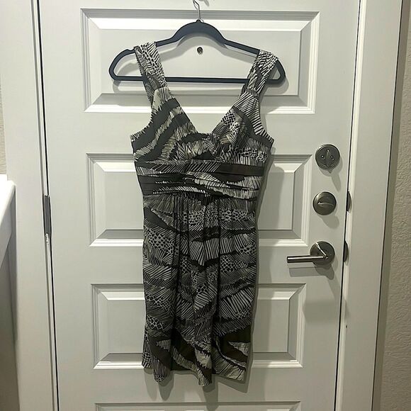 BCBGMaxAzria Dresses & Skirts - BCBGMaxAzaria Brown and White Safari Printed Dress, Size 2